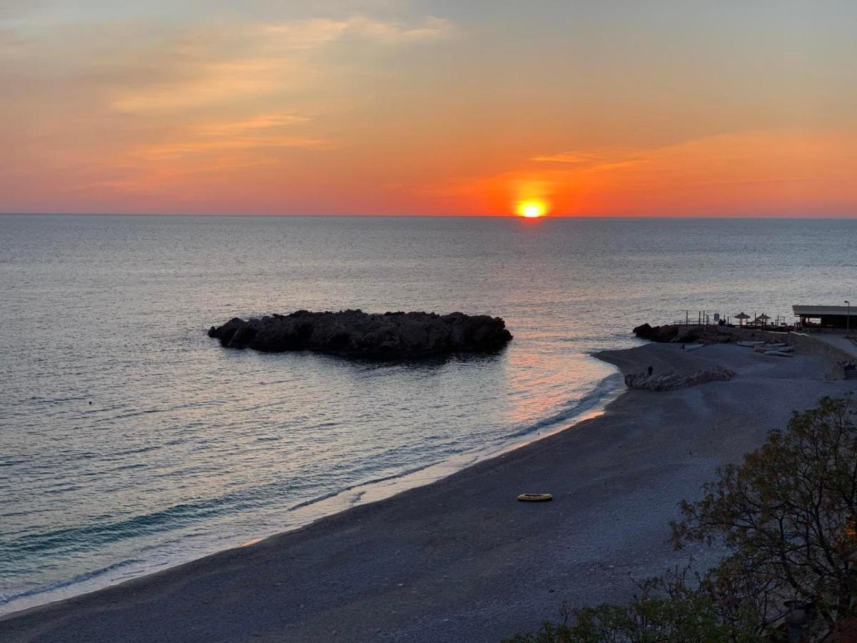 Sunset Hotel & Beach Dobra Voda Exterior photo